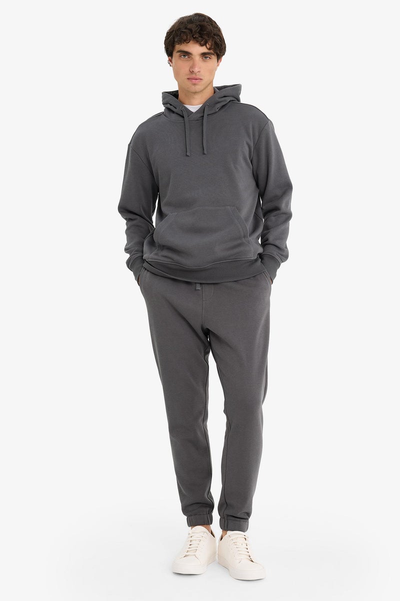 DeFacto Grey Man Regular Fit Tied Waist Elasticate Hem Basic Jogger Sweatpants Casual - Image 4